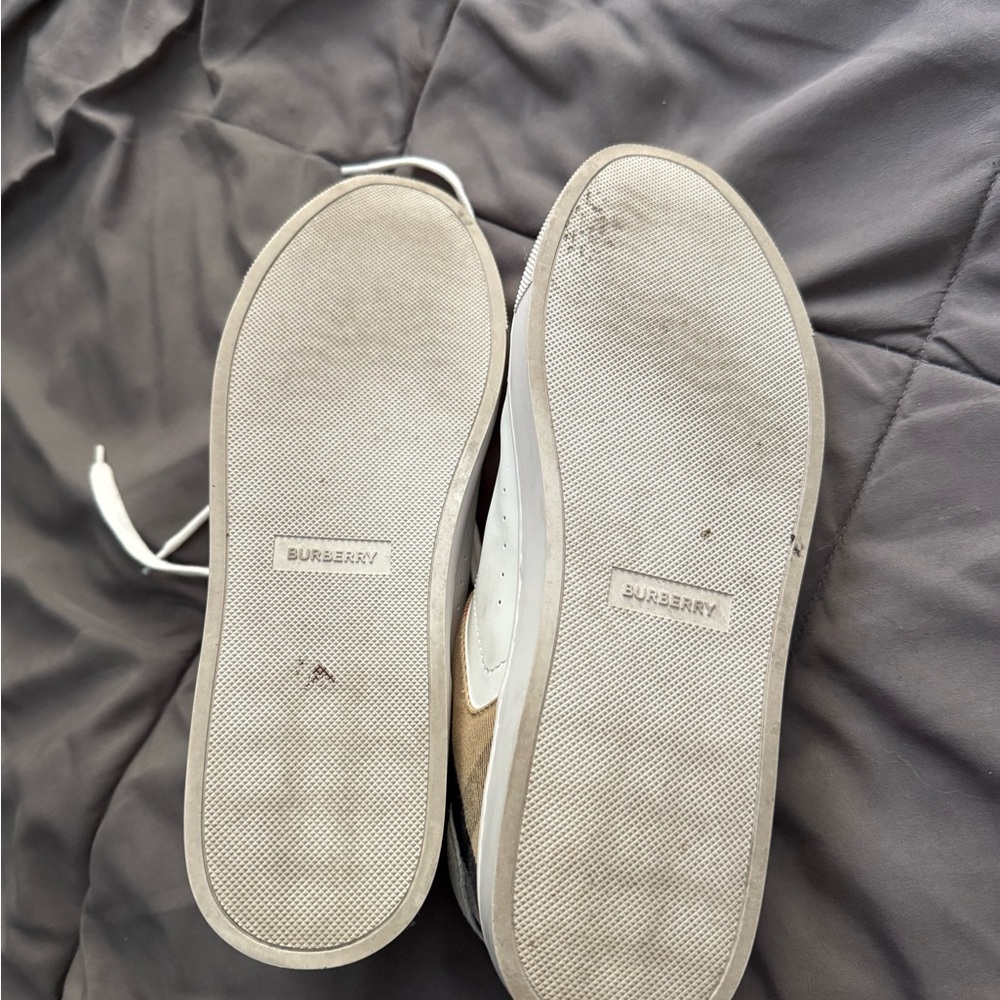 Burberry Men's Sneakers in White and Tan - Picture 3 of 5